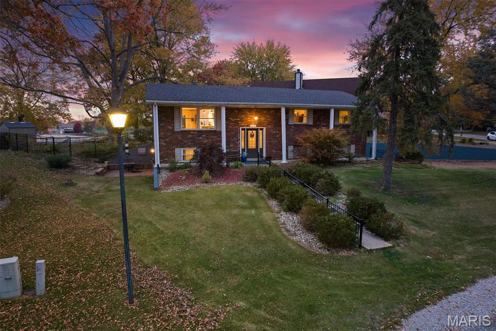 1999 Treasure Drive Edwardsville, IL 62025 - Photo 50 of 53