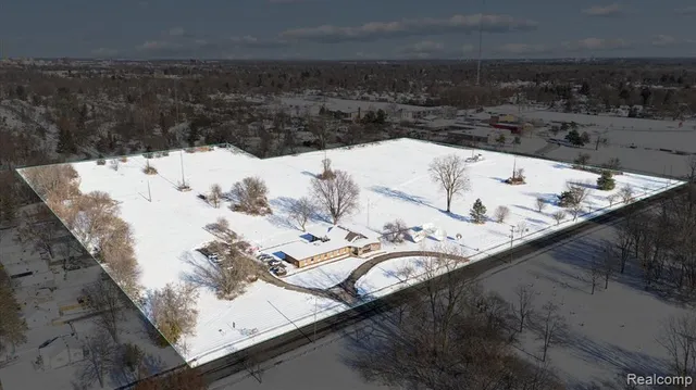 $694,999 | 600 West Cavanaugh Road, Lansing, MI 48910