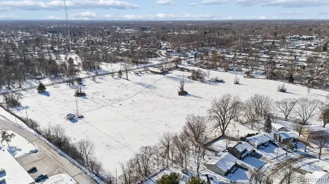 $694,999 | 600 West Cavanaugh Road, Lansing, MI 48910