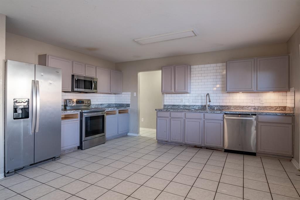 2808 High Pointe Boulevard McKinney, TX 75071 - Photo 13 of 38