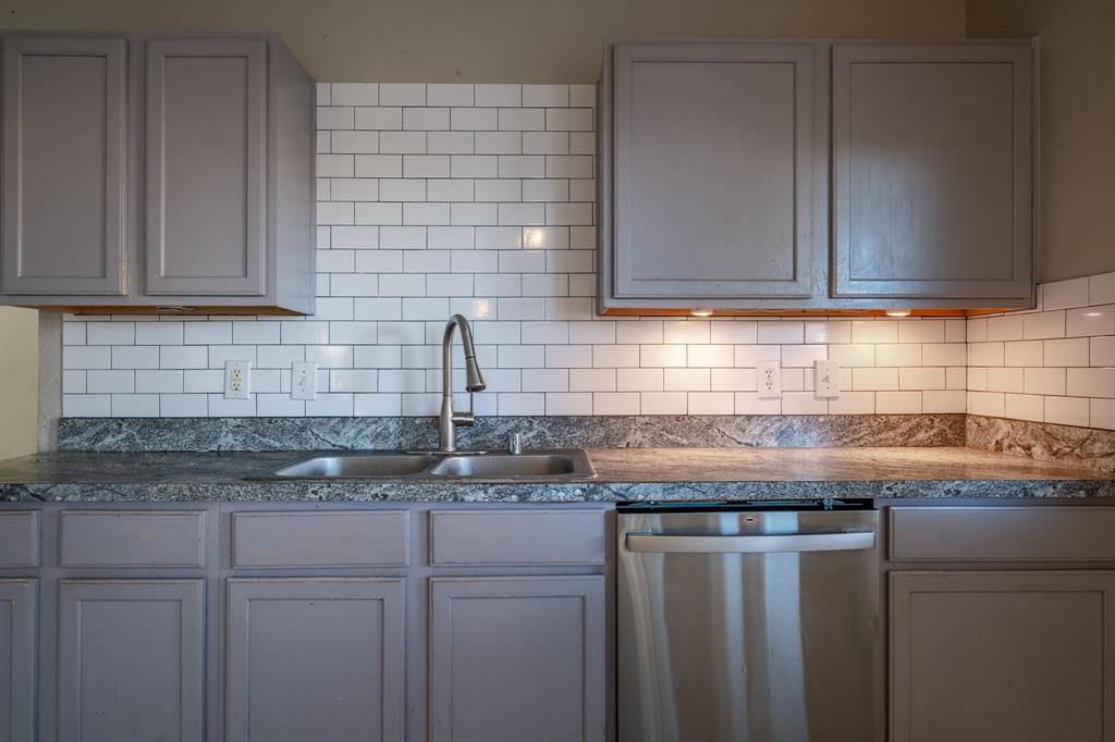 2808 High Pointe Boulevard McKinney, TX 75071 - Photo 14 of 38