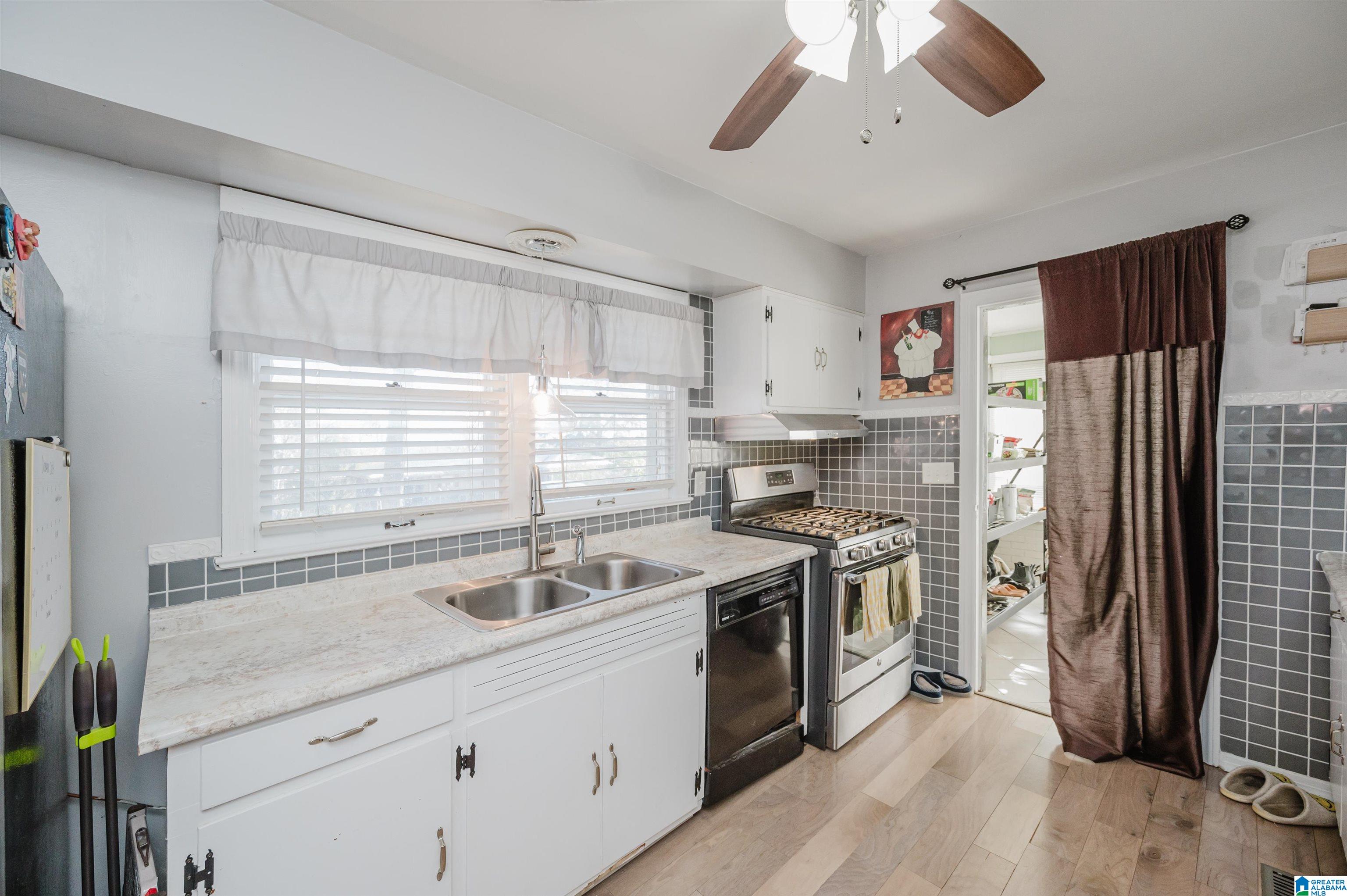 2068 Sunrise Road Birmingham, AL 35214 - Photo 13 of 35