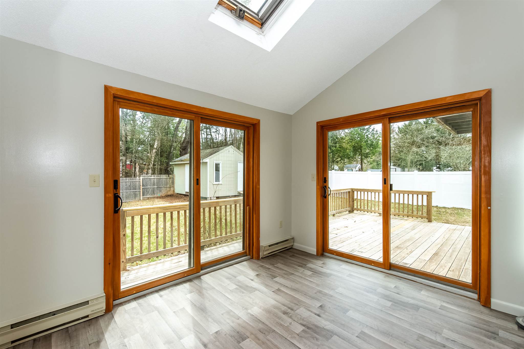 265 Eastern Avenue Rochester, NH 03867 - Photo 10 of 32