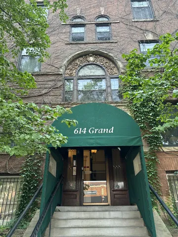 $439,000 | 614 Grand Avenue, Unit C, St. Paul, MN 55102