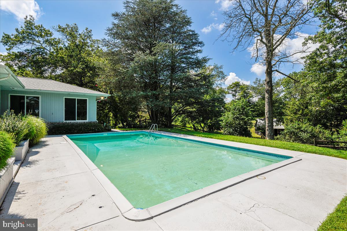 12496 Hall Shop Road Fulton, MD 20759 - Photo 12 of 91 Gallery Image 12