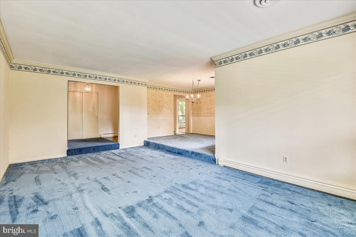 12496 Hall Shop Road Fulton, MD 20759 - Photo 27 of 91 Living room