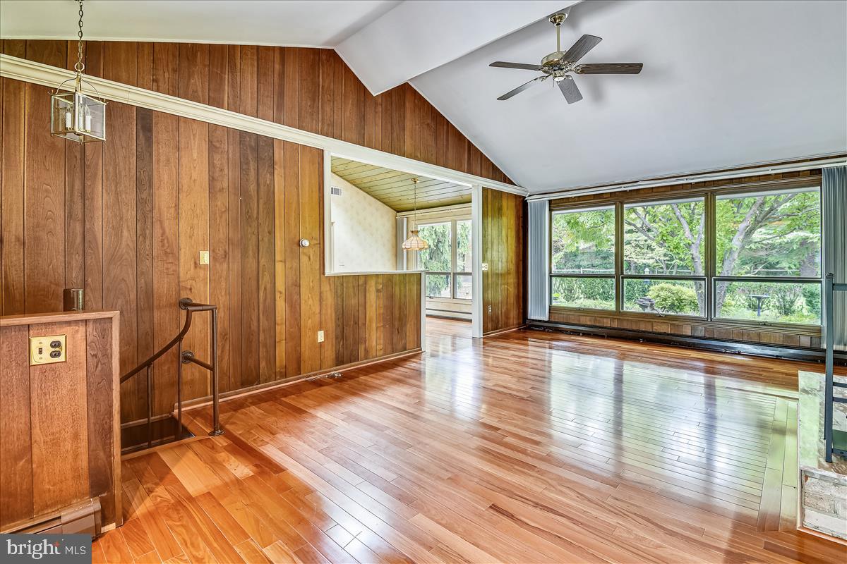 12496 Hall Shop Road Fulton, MD 20759 - Photo 41 of 91 Family room off of kitchen with lighthouse stairs