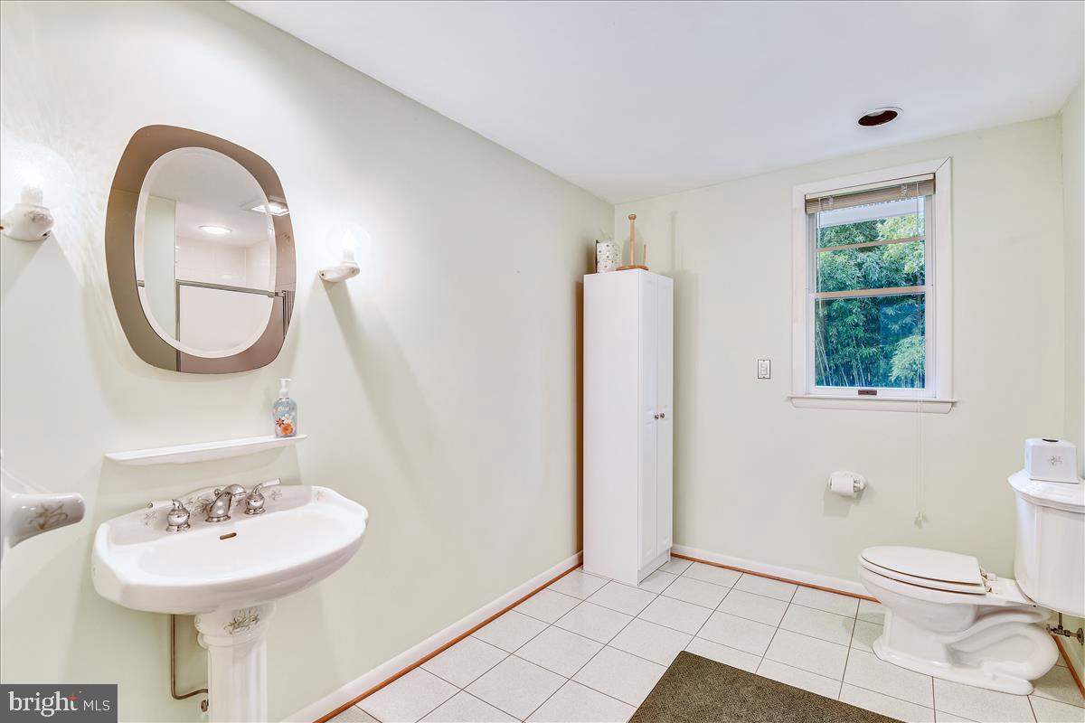 12496 Hall Shop Road Fulton, MD 20759 - Photo 48 of 91 Primary bathroom awaiting your vision