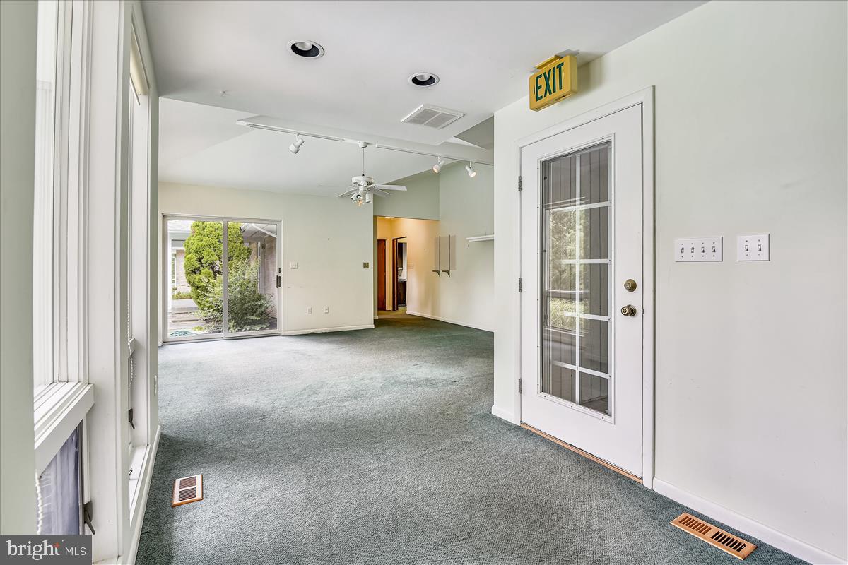 12496 Hall Shop Road Fulton, MD 20759 - Photo 50 of 91 Potential sitting room