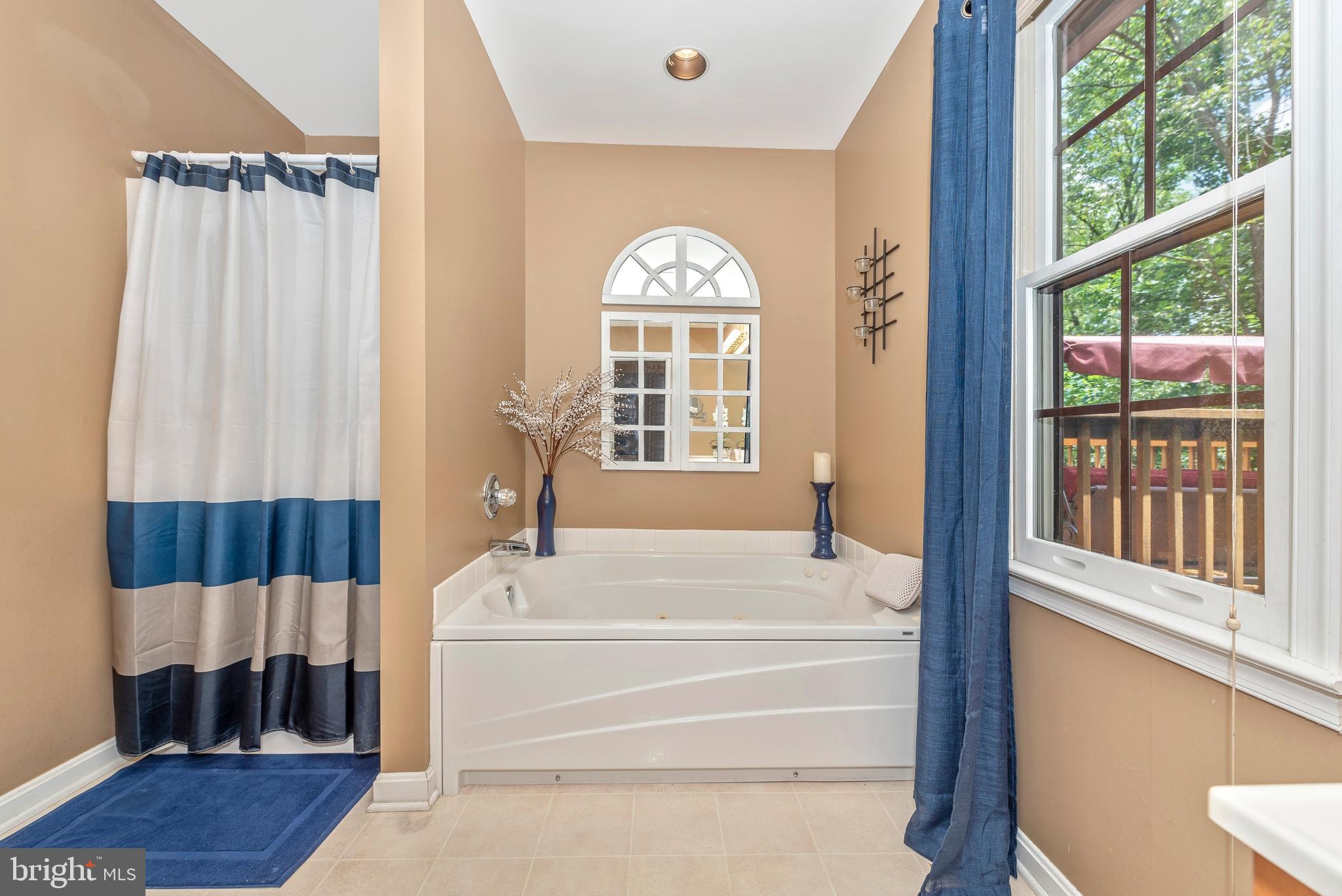6939 Meadowlake Road New Market, MD 21774 - Photo 31 of 53 Master Bathroom