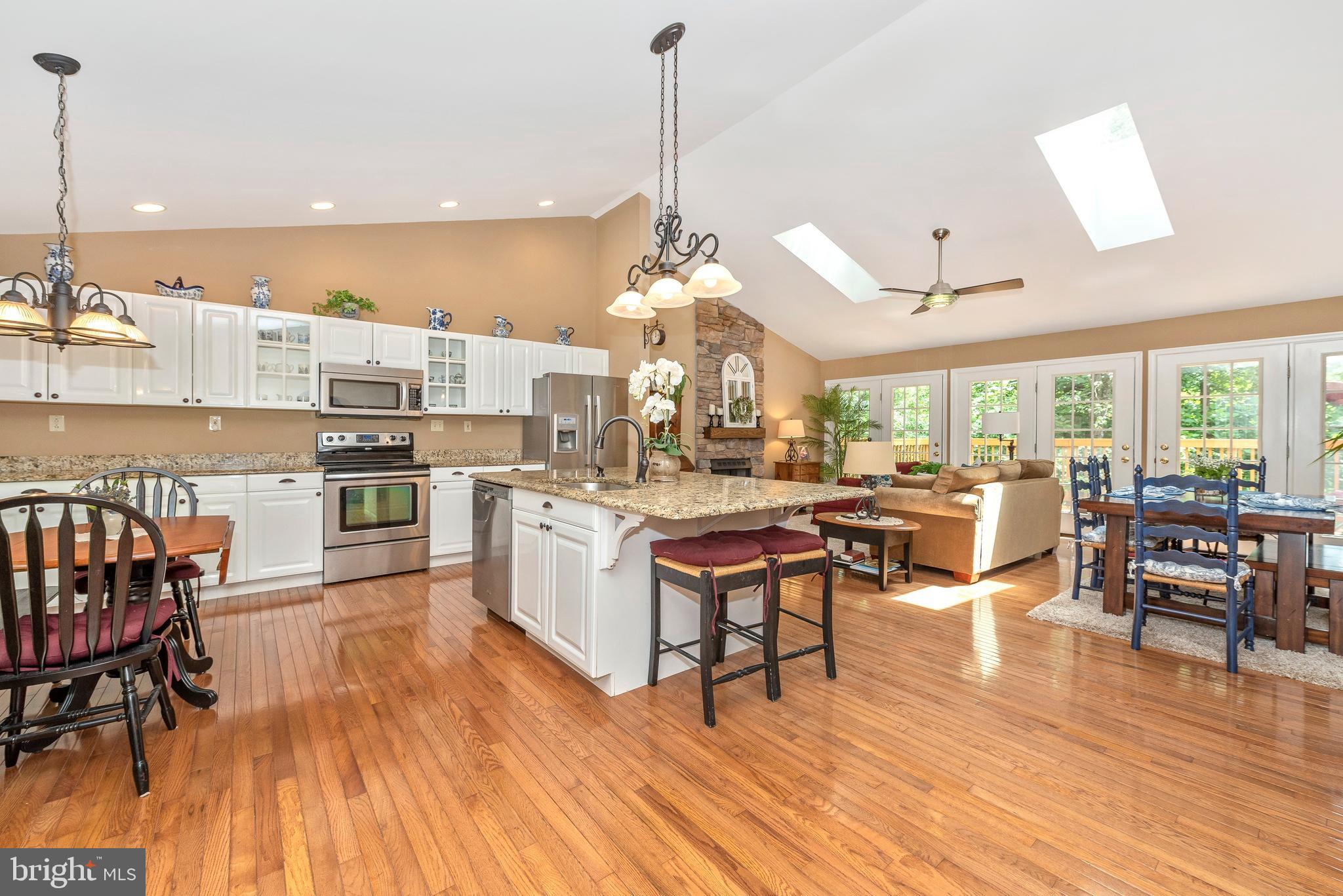 6939 Meadowlake Road New Market, MD 21774 - Photo 5 of 53 Kitchen