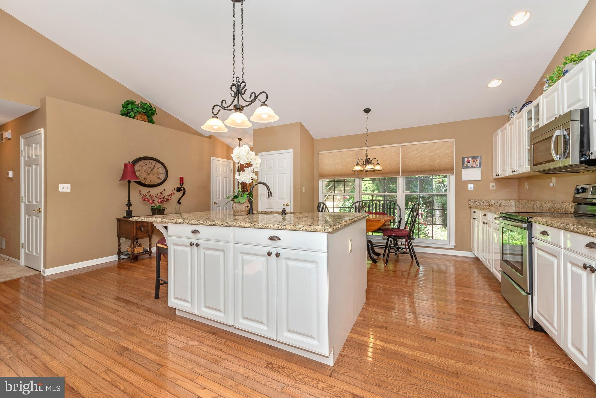 6939 Meadowlake Road New Market, MD 21774 - Photo 9 of 53 Kitchen