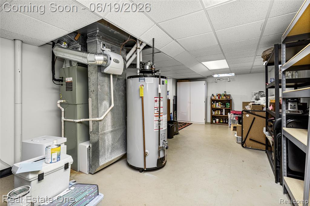 25550 Wixom Road Novi, MI 48374 - Photo 27 of 37