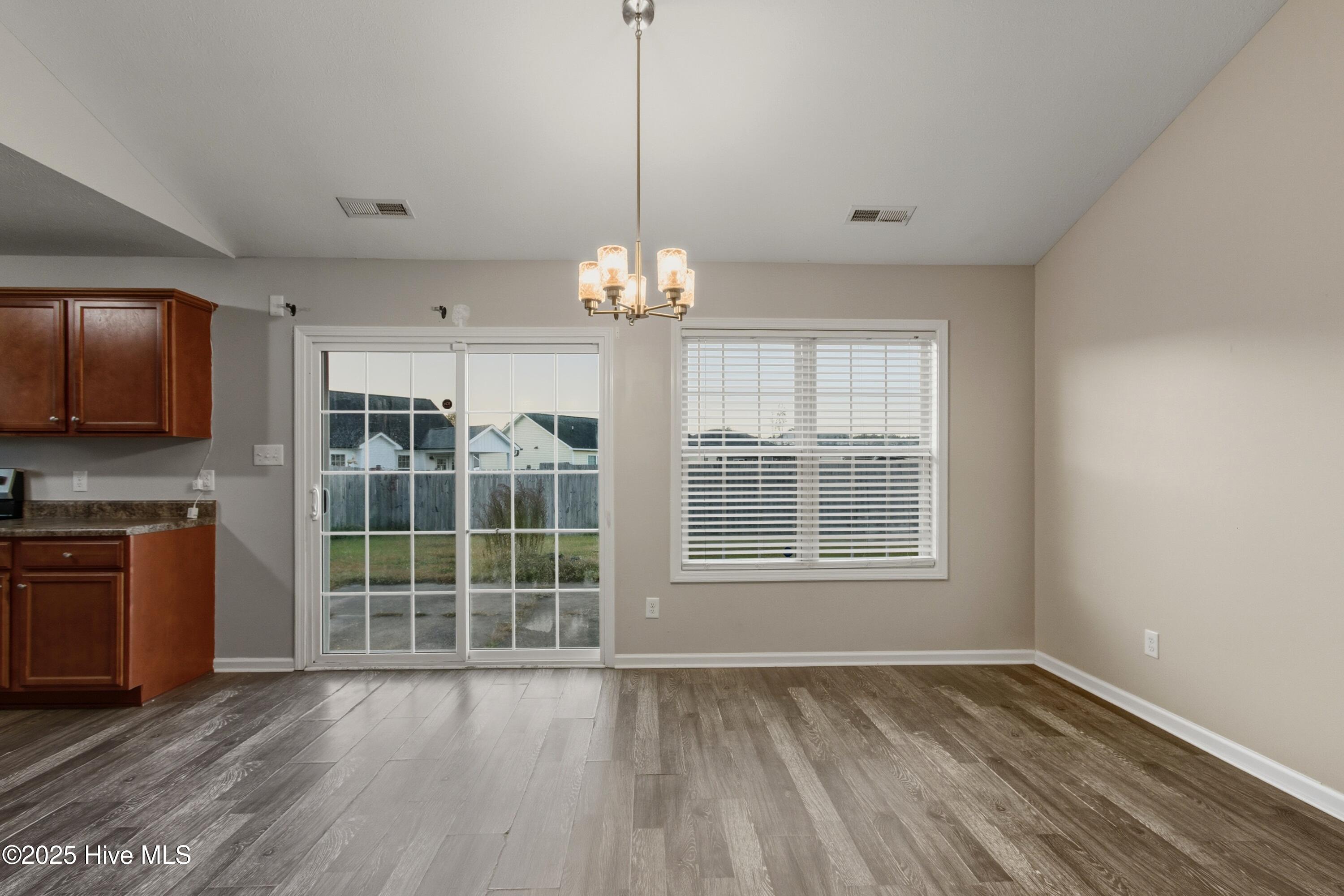 207 Seville Street Jacksonville, NC 28546 - Photo 12 of 35 207SevilleSt-11