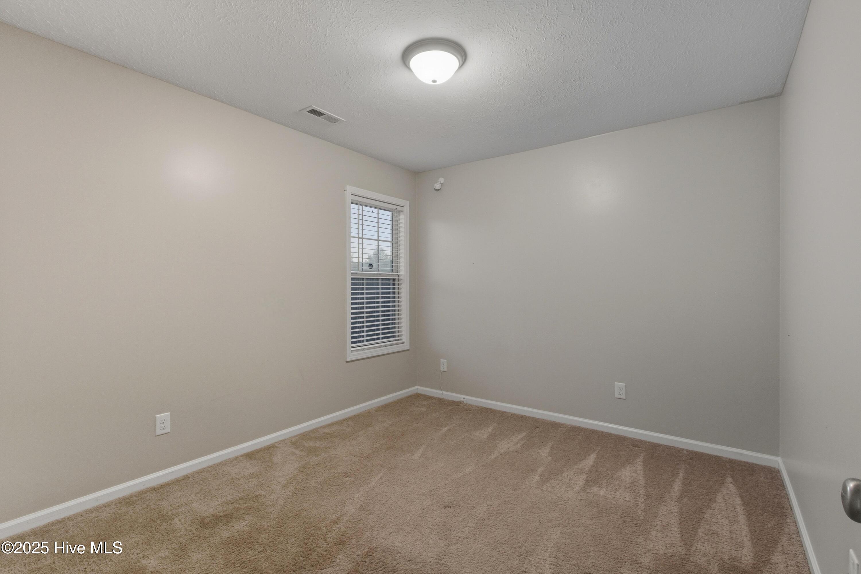 207 Seville Street Jacksonville, NC 28546 - Photo 26 of 35 207SevilleSt-25