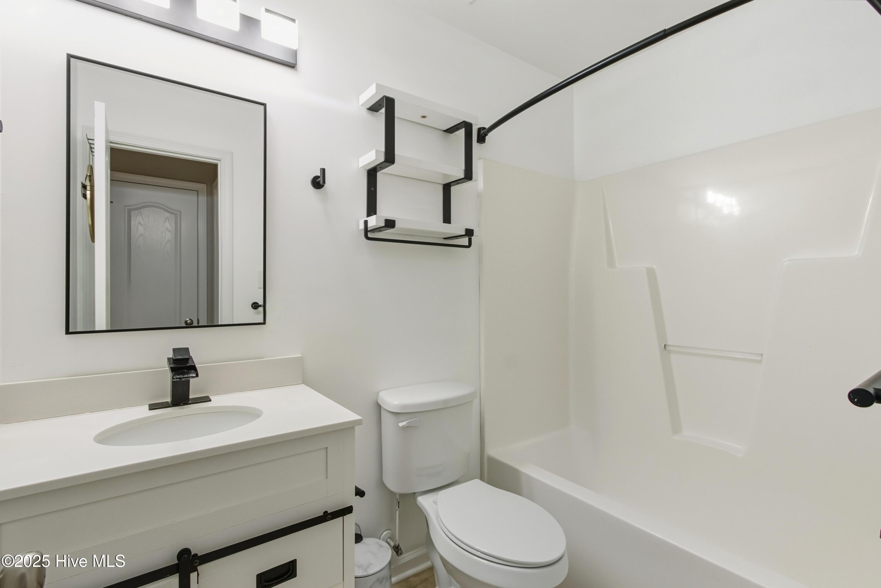 207 Seville Street Jacksonville, NC 28546 - Photo 27 of 35 207SevilleSt-26