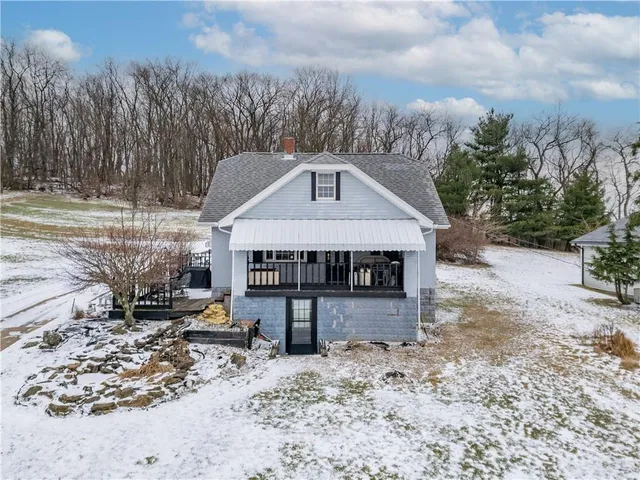 $215,000 | 396 Oak Spring Road, Canonsburg, PA 15317