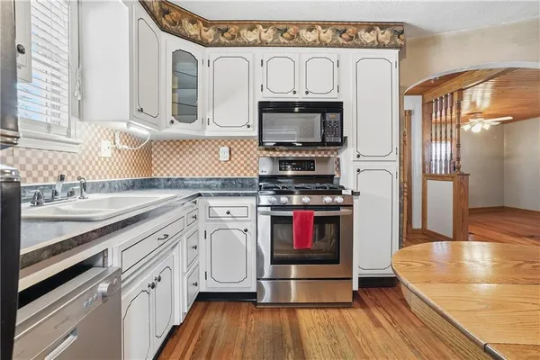 $215,000 | 396 Oak Spring Road, Canonsburg, PA 15317