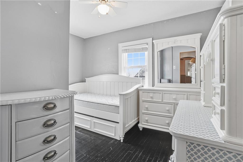 396 Oak Spring Road Canonsburg, PA 15317 - Photo 14 of 37