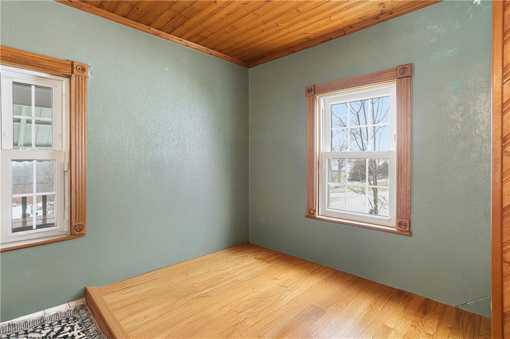 396 Oak Spring Road Canonsburg, PA 15317 - Photo 18 of 37