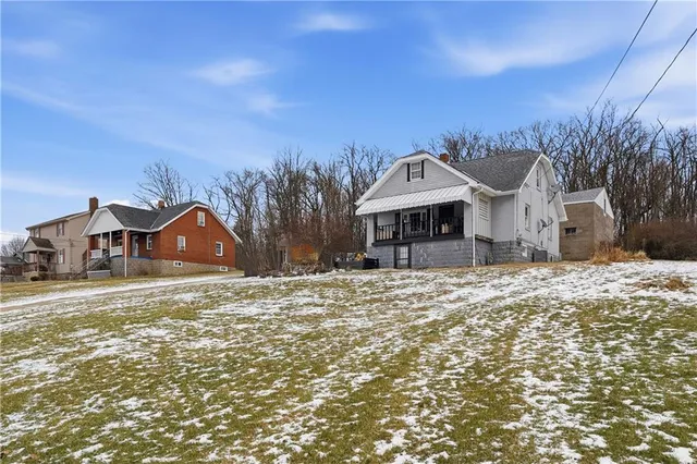 $215,000 | 396 Oak Spring Road, Canonsburg, PA 15317