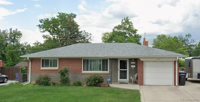 $2,600 | 2512 South Stuart Street, Denver, CO 80219