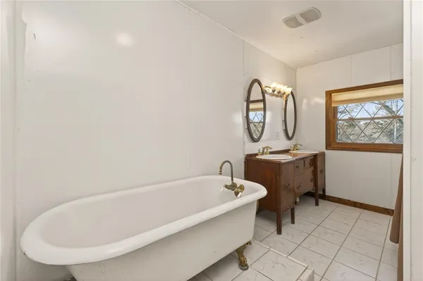 $450,000 | 2700 Sanitarium Road, Manchester, NY 14432