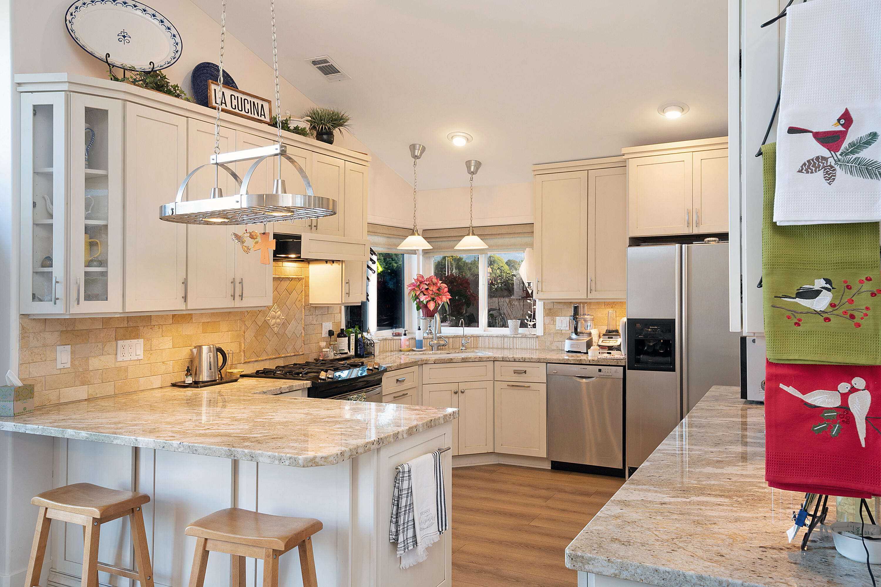 5000 Oak Ridge Road Santa Barbara, CA 93111 - Photo 11 of 31 Kitchen