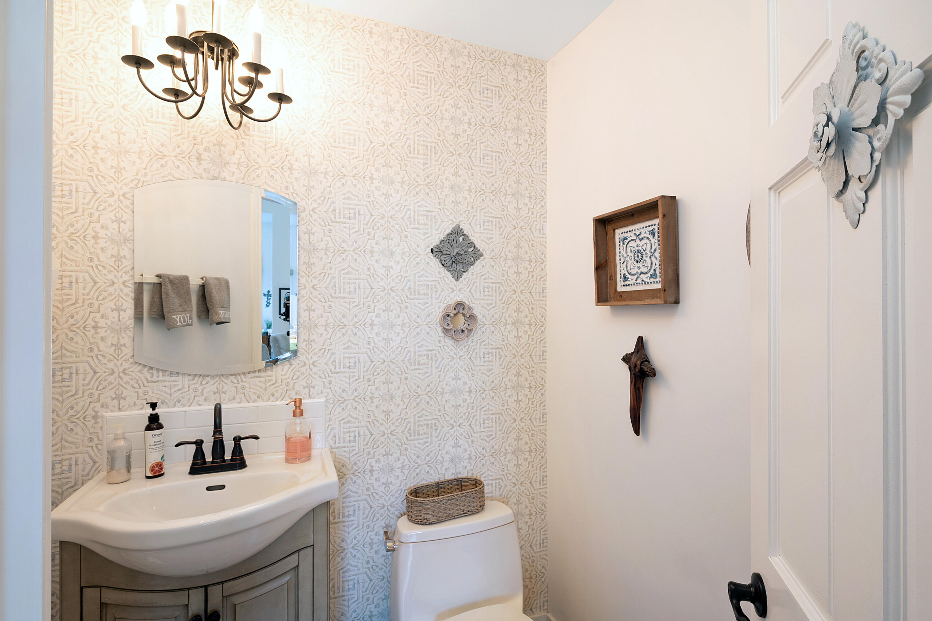 5000 Oak Ridge Road Santa Barbara, CA 93111 - Photo 21 of 31 Half Bath