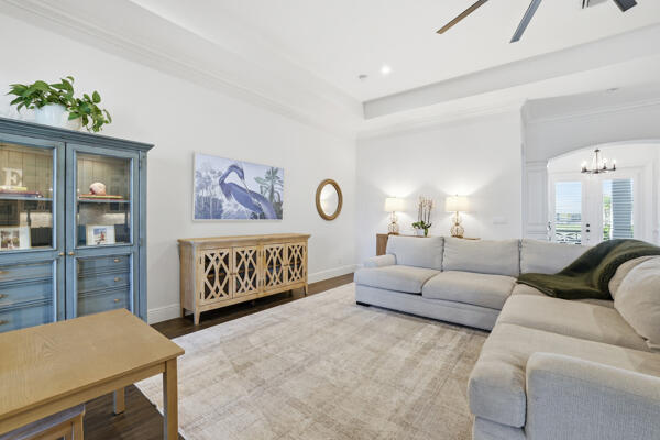 9301 154th Road North Jupiter, FL 33478 - Photo 11 of 39 a living room with furniture