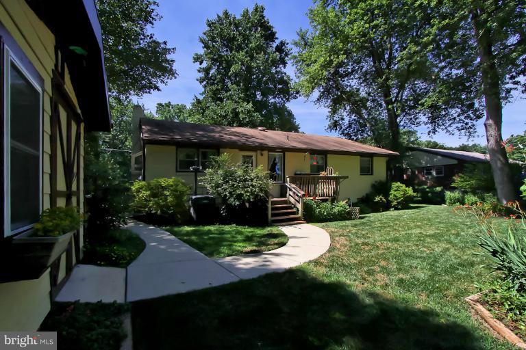 7502 Elgar Street Springfield, VA 22151 - Photo 11 of 30 Exterior (Rear)