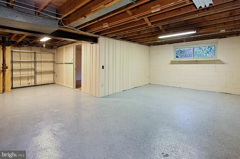 7502 Elgar Street Springfield, VA 22151 - Photo 22 of 30 Basement