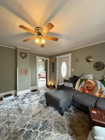 $74,900 | 376 Pine Street, Galesburg, IL 61401