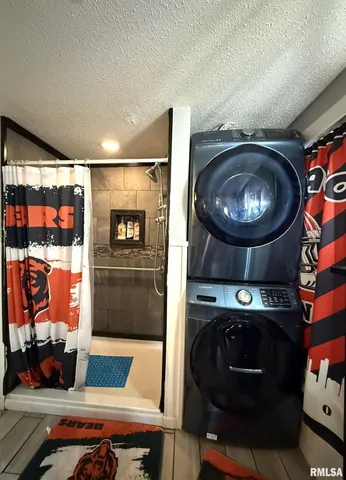 $74,900 | 376 Pine Street, Galesburg, IL 61401