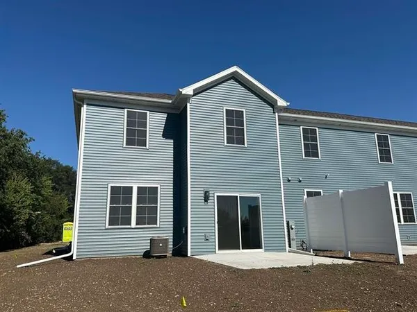 $319,900 | 3156 South Bartells Drive, Beloit, WI 53511