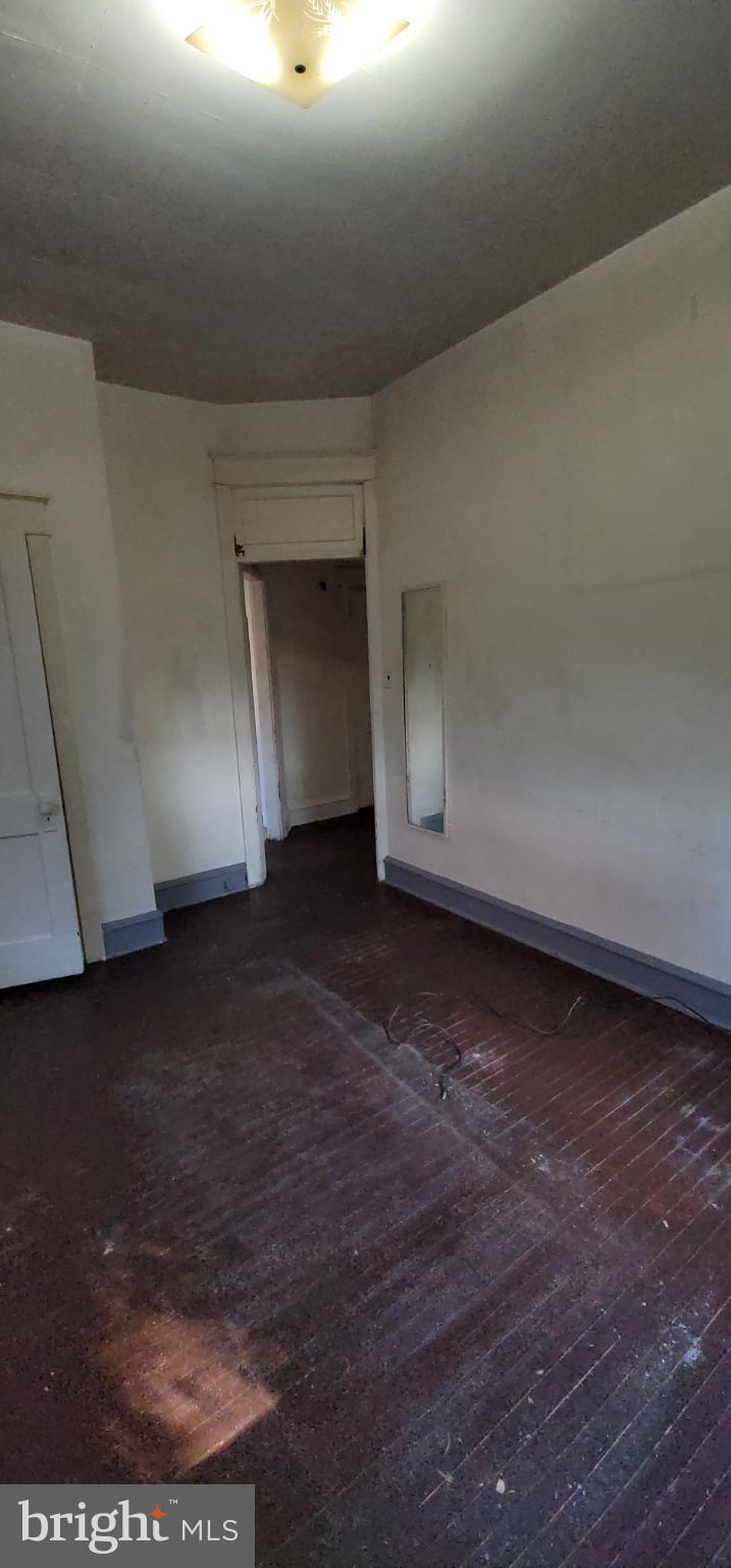 634 Centre Avenue, Unit 4 Reading, PA 19601 - Photo 12 of 20 a view of room with hardwood floor