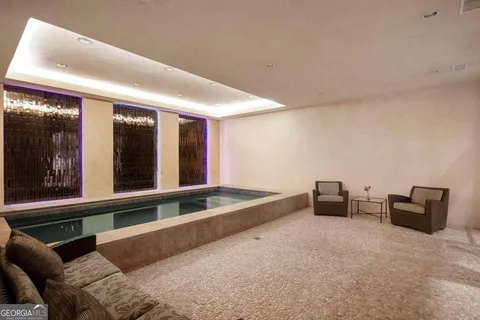 a view of walk in closet