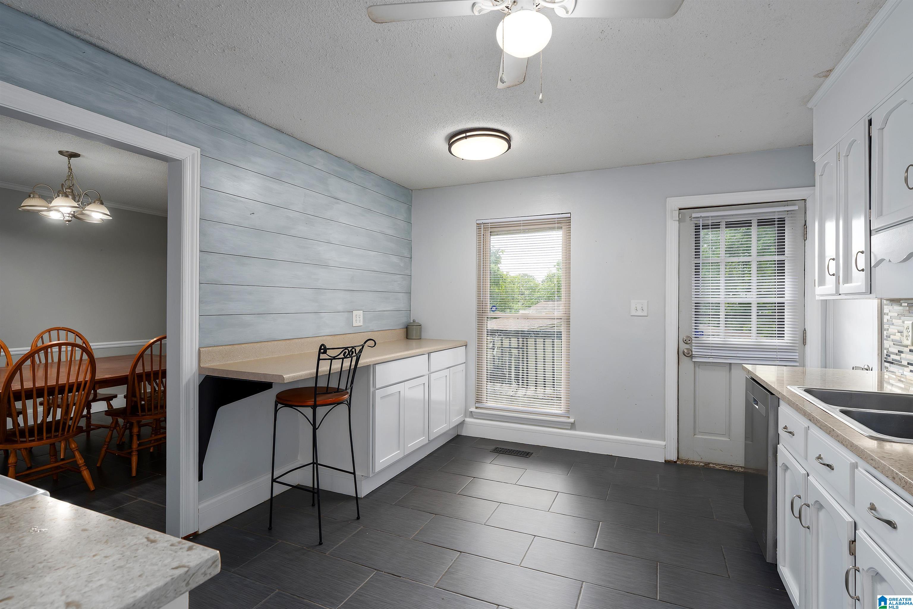 1621 Caribbean Circle Alabaster, AL 35007 - Photo 12 of 25