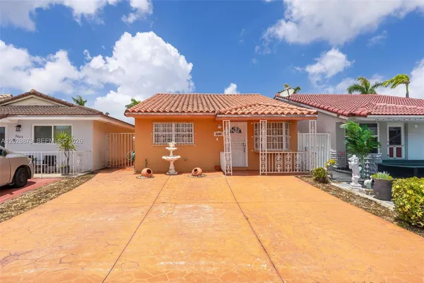 $515,000 | 8805 Northwest 114th Terrace, Hialeah Gardens, FL 33018