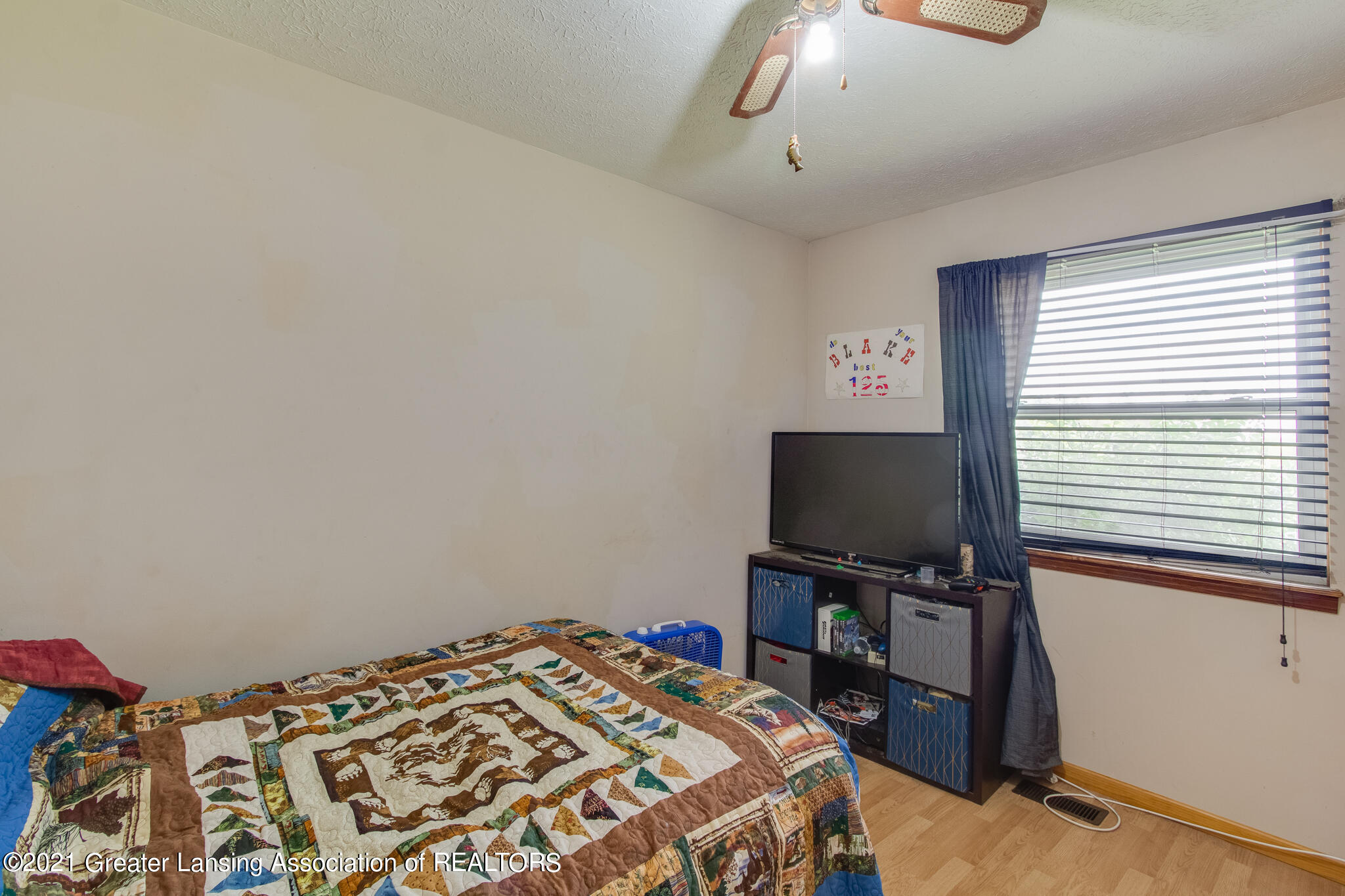 4105 North Smith Road Dimondale, MI 48821 - Photo 18 of 28 4105_N_Smith_JEFF-13