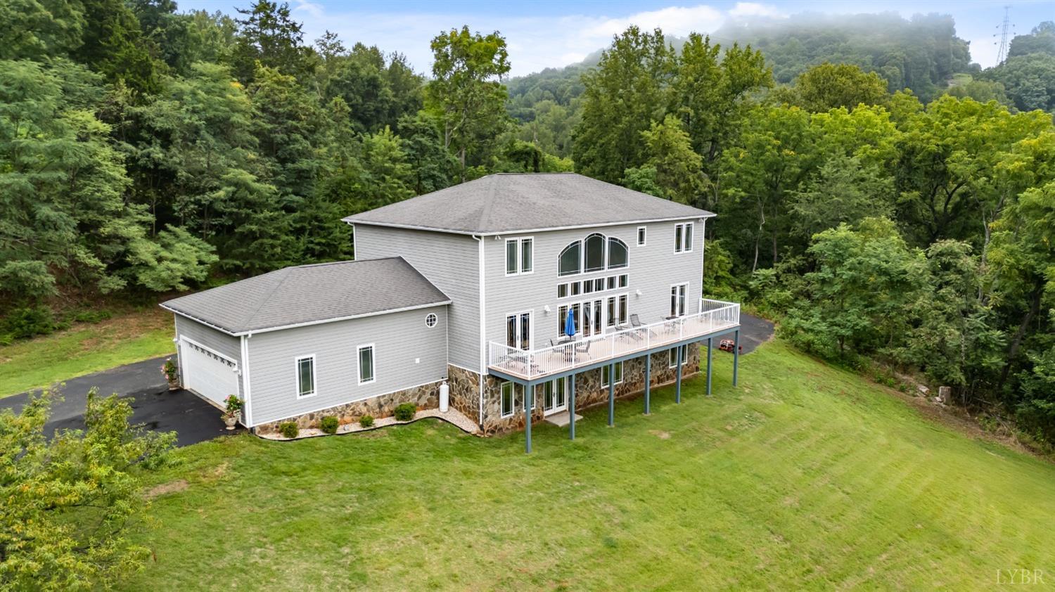 1136 Heavens View Drive Goode, VA 24556 - Photo 2 of 60