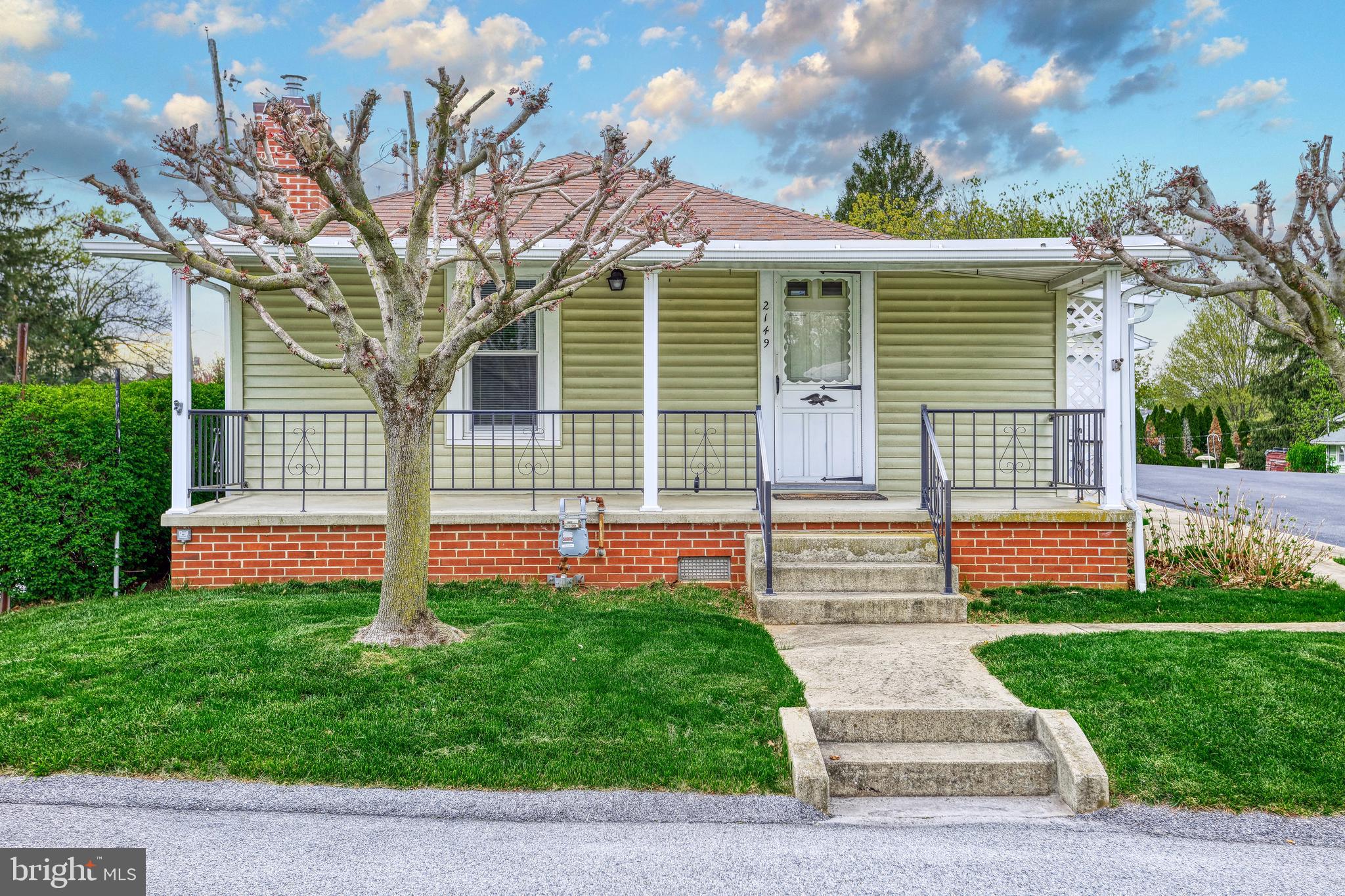 2149 Manor Road York, PA 17408 - Photo 1 of 38