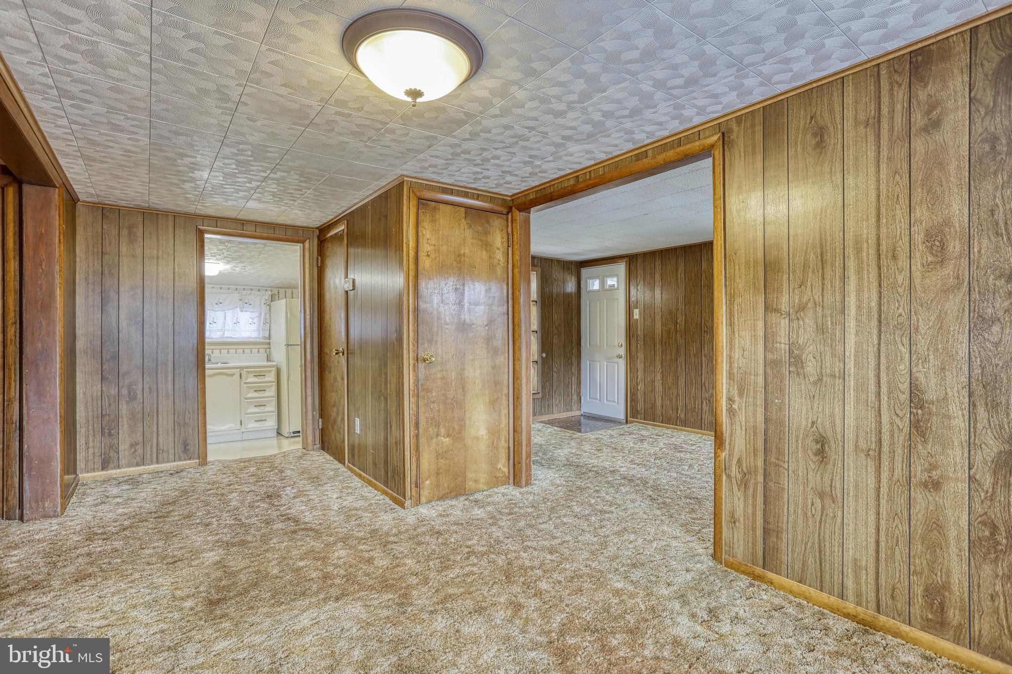 2149 Manor Road York, PA 17408 - Photo 15 of 38