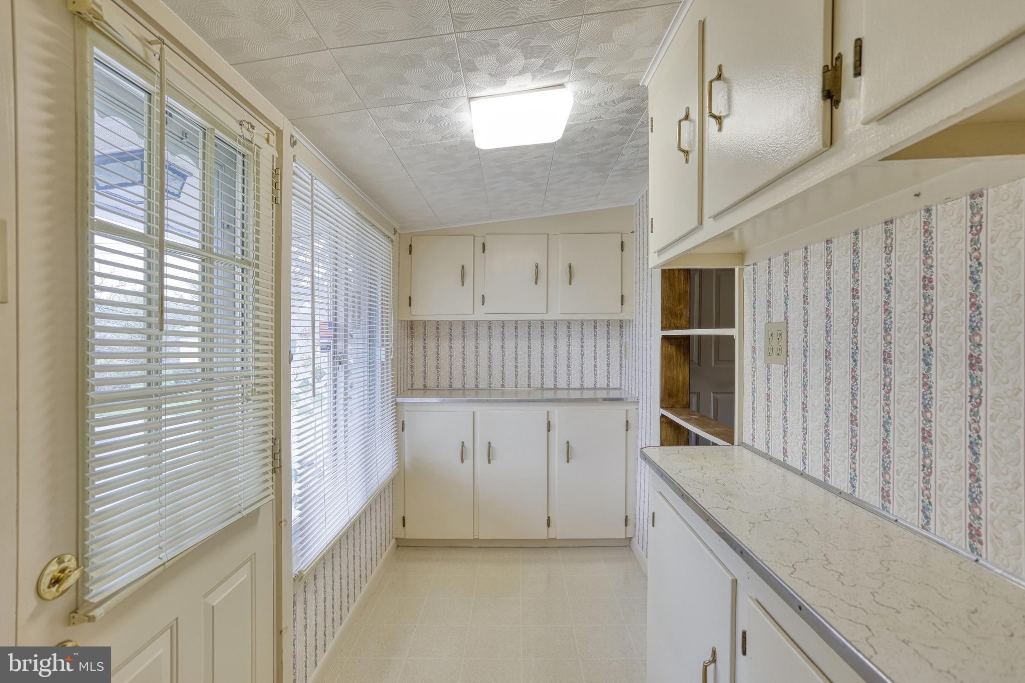 2149 Manor Road York, PA 17408 - Photo 22 of 38
