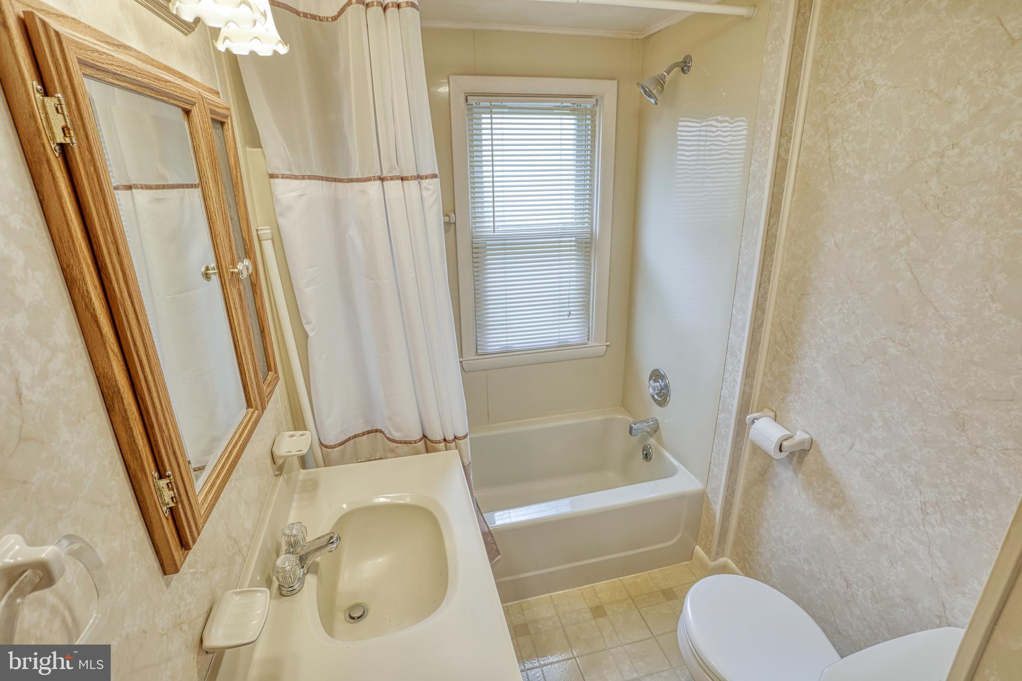 2149 Manor Road York, PA 17408 - Photo 28 of 38