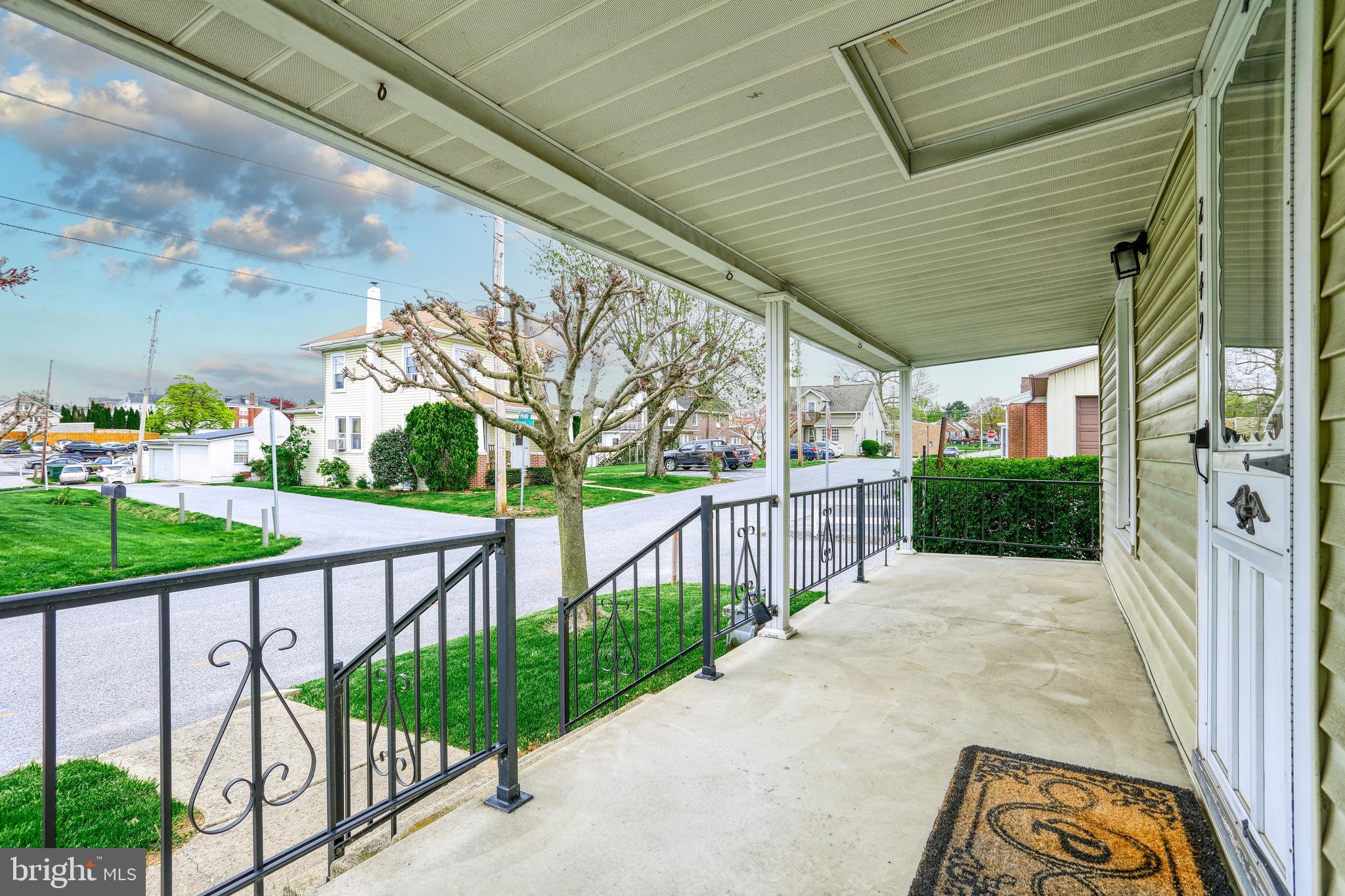 2149 Manor Road York, PA 17408 - Photo 10 of 38