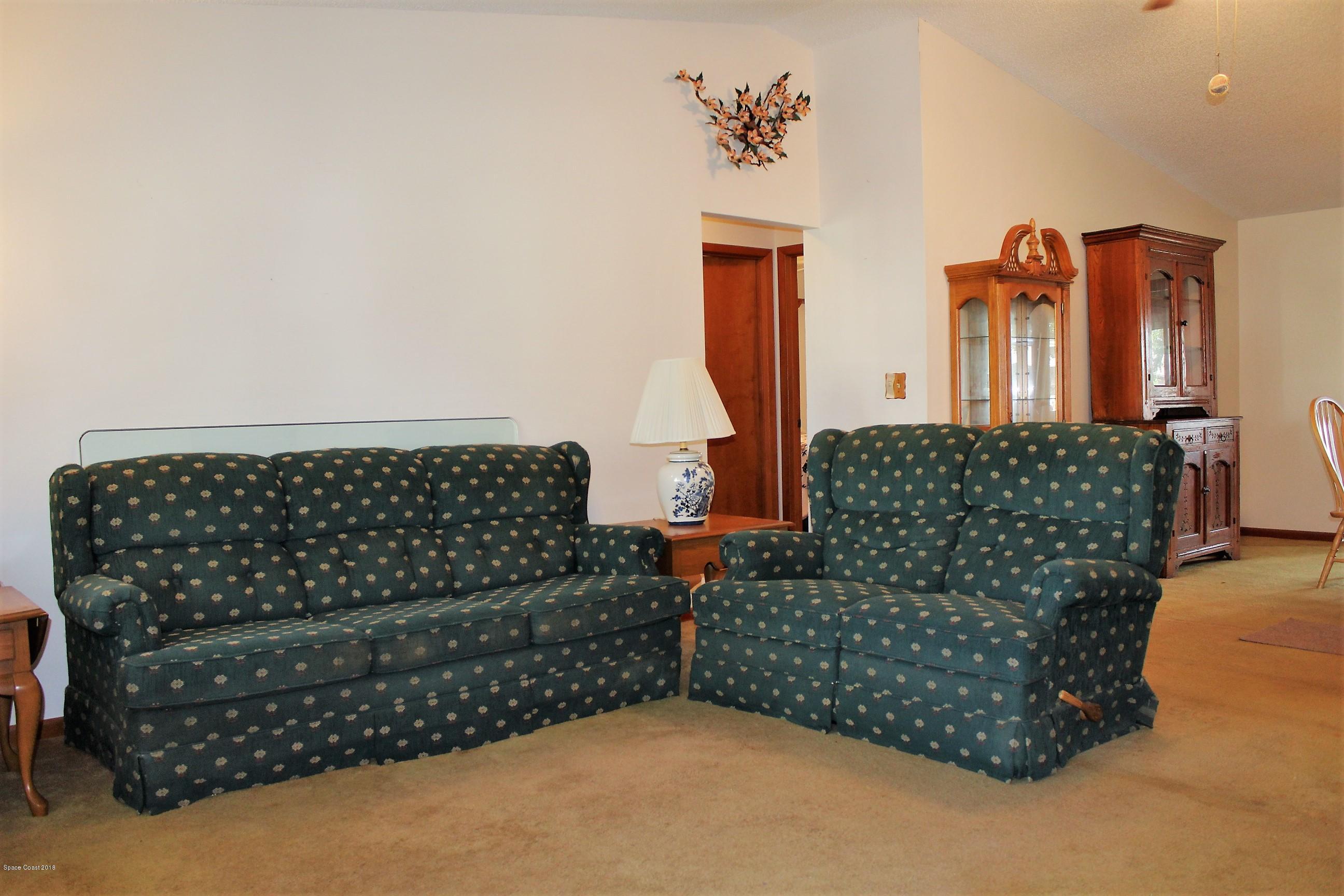 6845 Cairo Road Cocoa, FL 32927 - Photo 20 of 29 Vaulted Ceilings