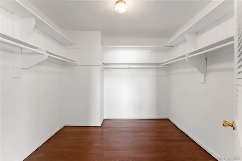 $1,397,500 | 7 Parkway East, Yonkers, NY 10701