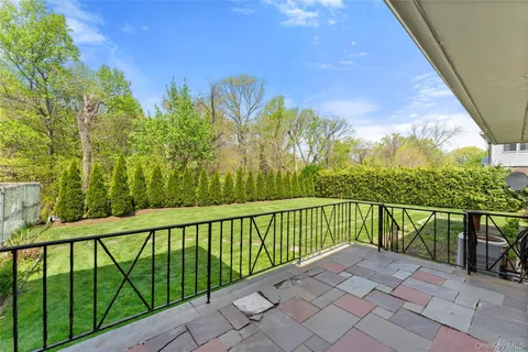 $1,397,500 | 7 Parkway East, Yonkers, NY 10701