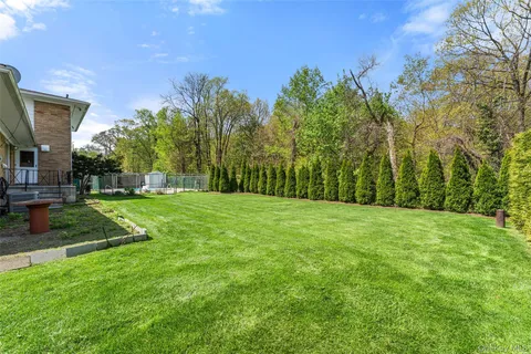 $1,397,500 | 7 Parkway East, Yonkers, NY 10701